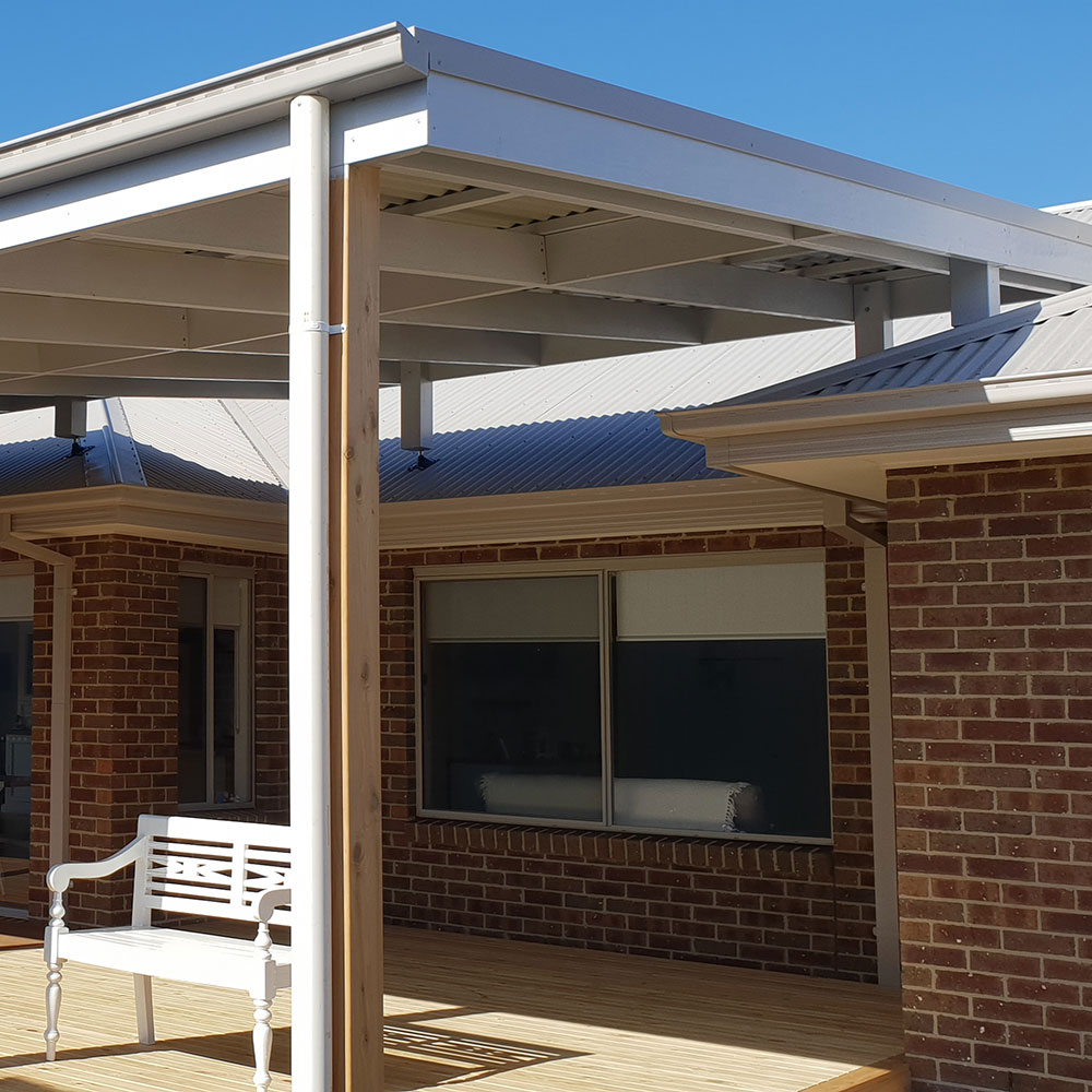 Anthony Duncan Builders designs and constructs pergolas and quality outdoor living areas.