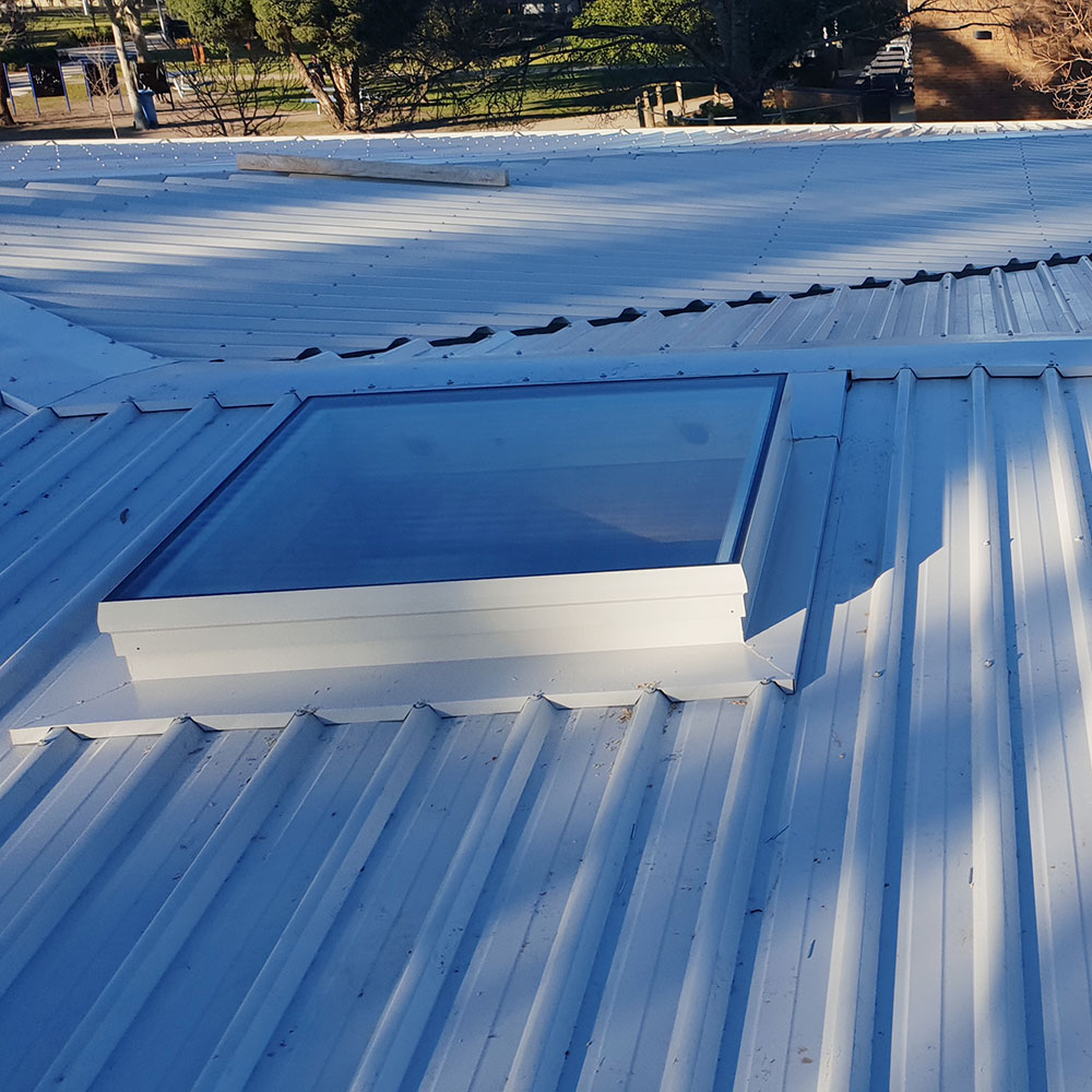 Anthony Duncan Builders Pty Ltd designs rooves and roofing systems.